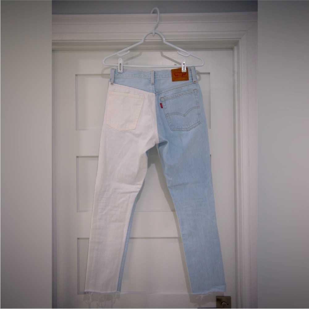 Levi’s 501 Skinny Jean in Two Faced Denim 🤍🩵 - Picture 2 of 4